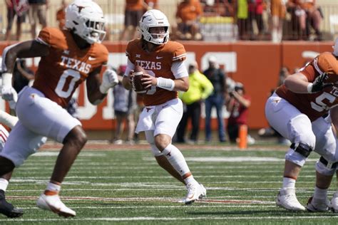 Quinn Ewers expected to start for the Texas Longhorns