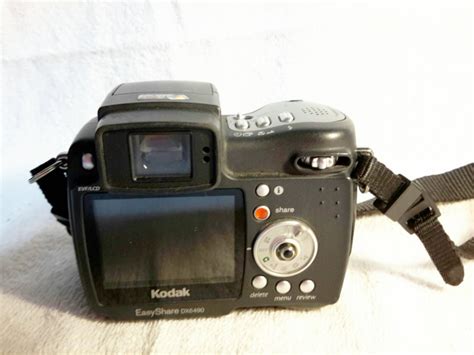 iBid Lot # 16849 - Kodak Easyshare DX6490 4 MP Digital Camera with 10x Zoom