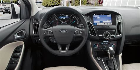 Ford Focus 1.0L EcoBoost Now Available with an Automatic – News – Car and Driver