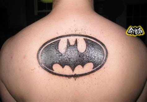 BAT - BLOG : BATMAN TOYS and COLLECTIBLES: Photo: HUGE BATMAN LOGO Bat ...