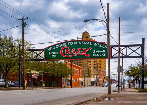 Mineral Wells' "Home of Crazy" Sign Back After 62 Years