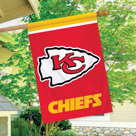 Kansas City Chiefs NFL Licensed House Flag - DiscountDecorativeFlags.com