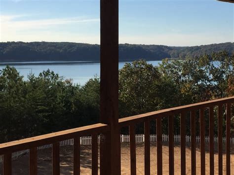 Rustic cabin overlooking Pickwick Lake - Cabins for Rent in Cherokee, Alabama, United States ...