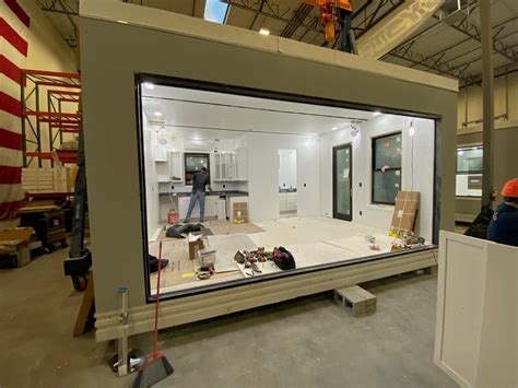 Elon Musk uses $50,000 Boxabl tiny home as a guest house | Pre fab tiny ...