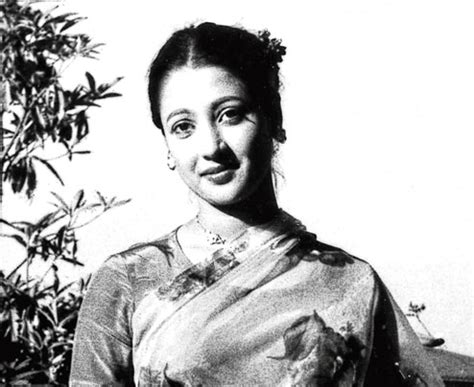 Suchitra Sen Biography, Husband, Family, Death, Height