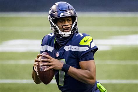 Seahawks re-sign Geno Smith to again serve as Russell Wilson’s backup ...