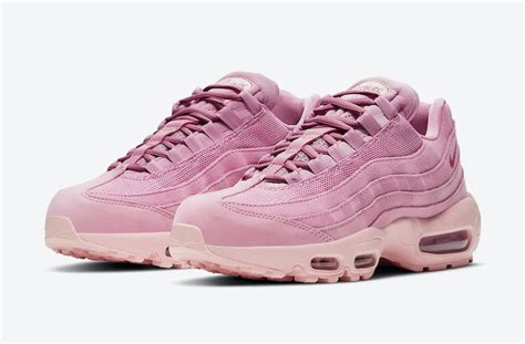 The Nike Air Max 95 Looks Pretty in ‘Pink Suede’ - Sneaker Freaker