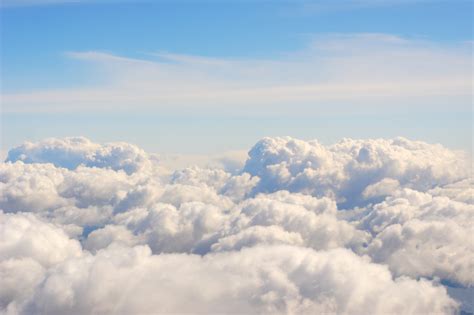 How ice forms inside of clouds - Earth.com