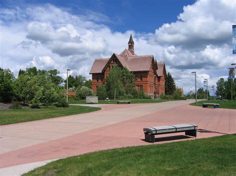 Montana State University (MSU) History | Largest University in MT