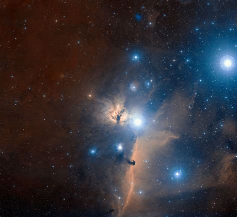 The region of Orion's Belt and the Flame Nebula | Nebula, Orion nebula ...