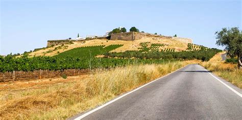 Tour Alentejo Castles, Portugal - Visit Évora