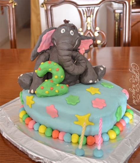 Horton hears a who birthday cake | Seuss cakes, Elephant cakes, Fondant elephant tutorial