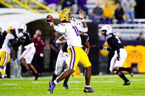 LSU Freshmen Quarterbacks make their First Game Appearance as Tigers... - Da Boot Sports!