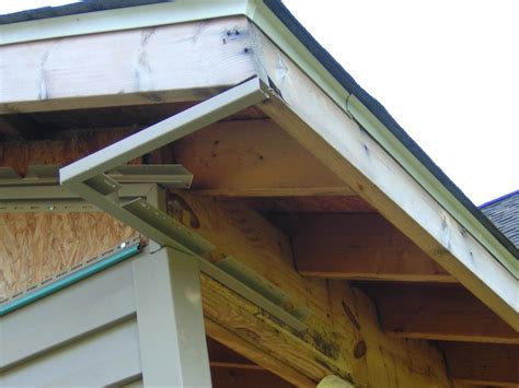 soffit-j-channel.jpg 1 600 × 1 200 pixels | Diy home repair, Remodel ...