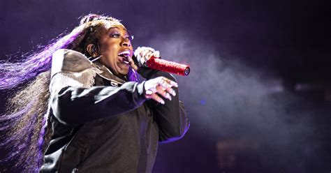 Missy Elliott gave the 'Throw It Back' video and the 'Iconology' EP to ...