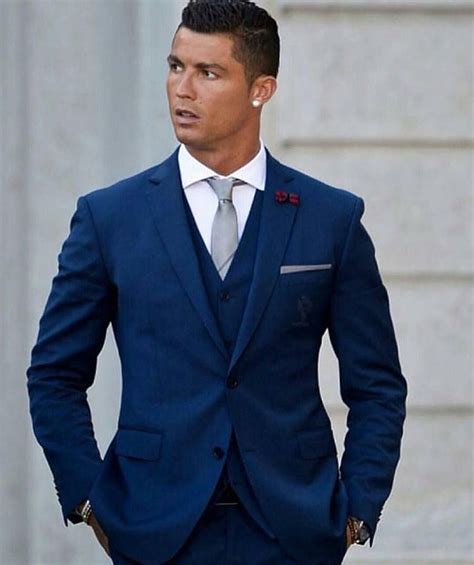 See Instagram photos and videos from cr7worldwide 🌎 (@cr7worldwide) | Cristiano ronaldo style ...