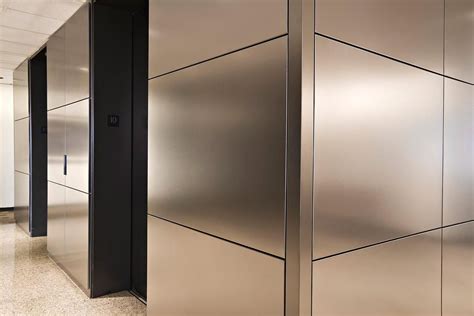 Stainless Steel Cladding, SS Wall Cladding, स्टेनलेस स्टील वॉल क्लैडिंग, जंगरोधी इस्पात की दीवार ...