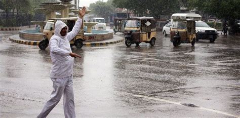 Karachi to receive heavy rainfall today: Met Office