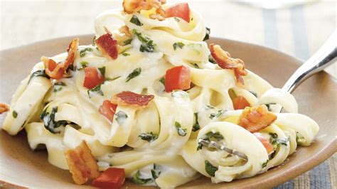 Spinach Fettuccine Recipe - BettyCrocker.com