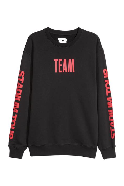 Justin Bieber Purpose Tour Merch Lands at H&M