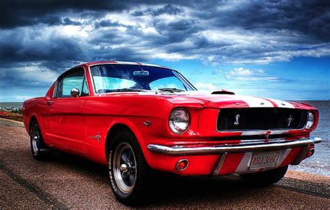 Ford Mustang não nasceu como carro esportivo? Seus primeiros comerciais ...