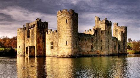 Дворцы и замки Англии: Бодиам (Bodiam Castle): masterok