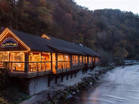 9 Most Beautiful Restaurants in North Carolina - TripsToDiscover