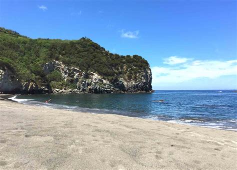 13 Stunning Beaches in Azores (+ Natural Pools!)