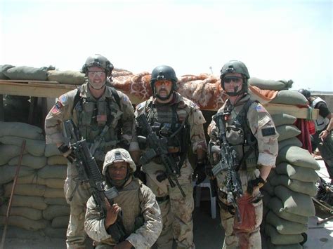 Delta operators and a Marine on a rooftop in Fallujah Iraq April 2004 [1024x768] | Special ...