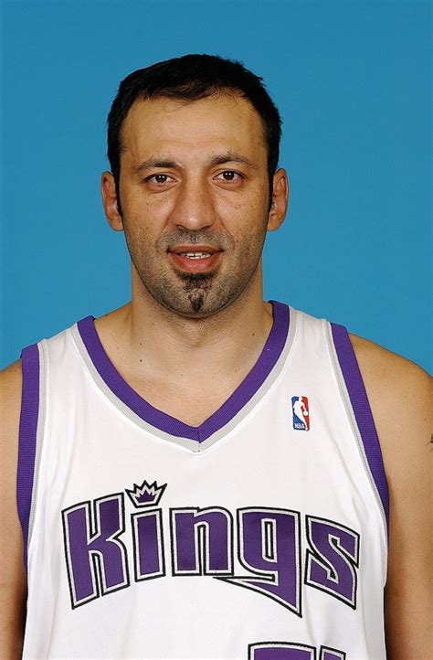 Vlade Divac (Character) - Giant Bomb