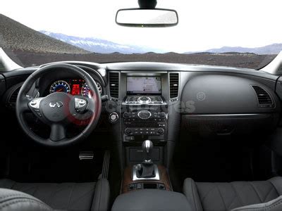 Infiniti FX50 Interior