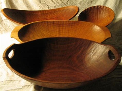 Awesome carved bowls | Wood bowls carving, Wood bowls, Wooden bowls