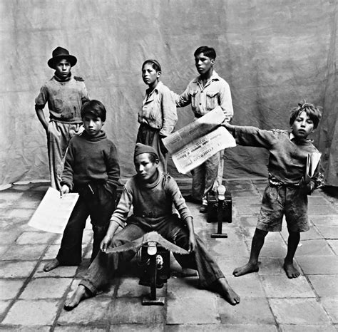 Semiotic apocalypse • Irving Penn. Six Street Boys, Peru, 1948.