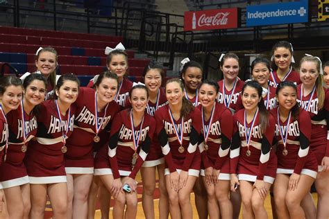 Harvard Cheer Places 2nd in Ivy League Cheer Competition