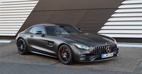 Mercedes-Benz celebrates 50th anniversary with 2018 GT C coupe