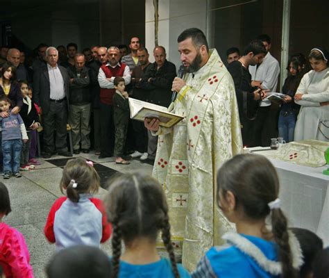 Displaced Iraqi Christians Ponder an Iraq without Christians - Morningstar News