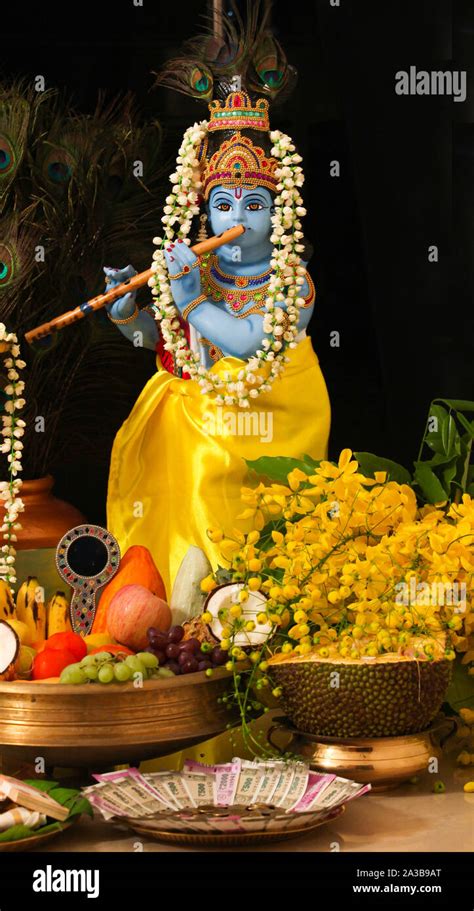 Vishu Kani Bilder Vishukani Grüße Bilder Stockfotografie - Alamy