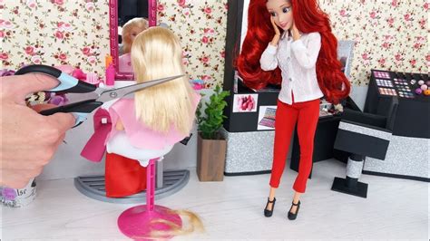 Barbie Dolls Makeover! Barbie Sparkle Style Salon. Barbies do their hair at beauty salon. - YouTube