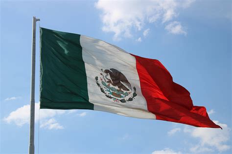 Mexico Flag / Mexico Flag | Mexican Flag | Flagz Group Ltd | Flags - Author of flags and arms.