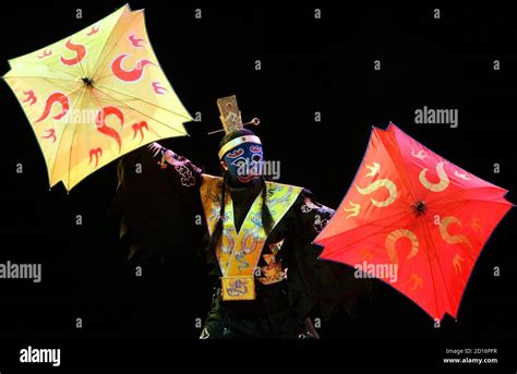 Indian chinese relations hi-res stock photography and images - Alamy