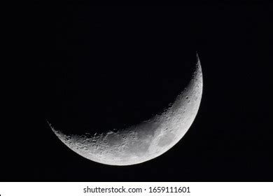 Leap Year Last Quarter Moon Stock Photo 1659111601 | Shutterstock