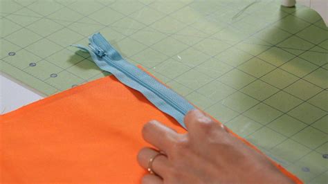 How to Prepare to Sew a Lapped Zipper with a Sewing Machine - Howcast