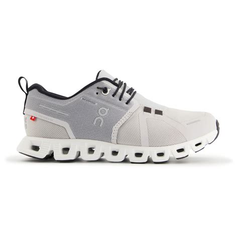 On Cloud 5 Waterproof - Sneakers Women's | Free UK Delivery | Alpinetrek.co.uk