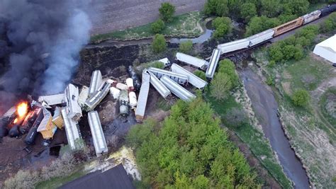 Train in Iowa With Hazardous Materials Derails, Prompting Evacuation ...