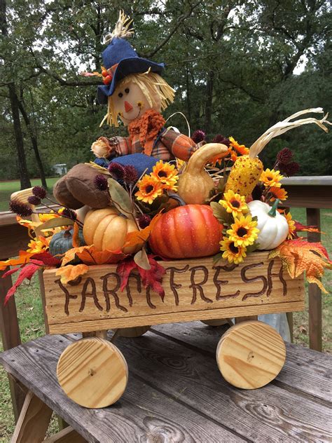 Fall Wagon centerpiece,Thanksgiving centerpiece,pumpkin wagon,Scarecrow pumpkin wagon,Autumn ...