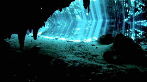 Foto: Cueva de hielo del volcán Mutnovsky | Fotos: Las cuevas más ...