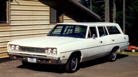 1969 Dodge Coronet station wagon