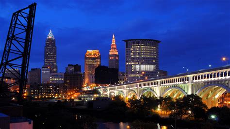 Cleveland Skyline Wallpaper - WallpaperSafari