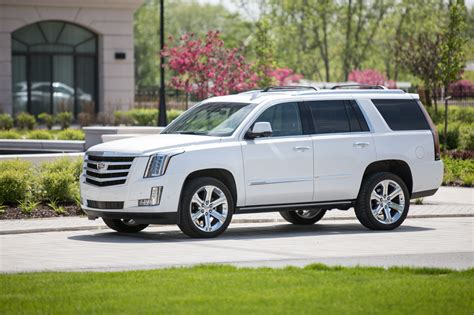 CADILLAC ESCALADE PLATINUM - CityCar Rentals