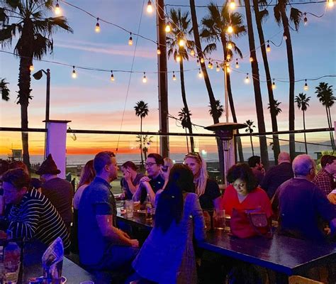 6 best rooftop bars around Venice Beach and Santa Monica [2024 UPDATE]